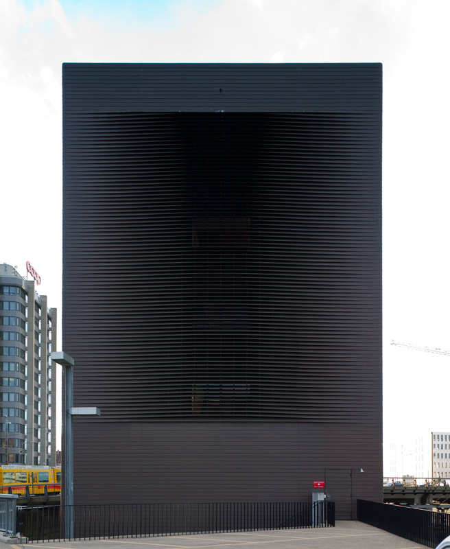 SBB-Stellwerk (Herzog + De Meuron 1994) Rückseite